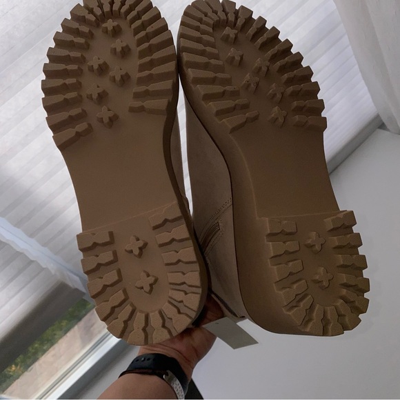 FALLS CREEK New $45 Womens 8 Creame Faux Suede Dulce Wedge Boot Shoe *200 - Picture 6 of 8